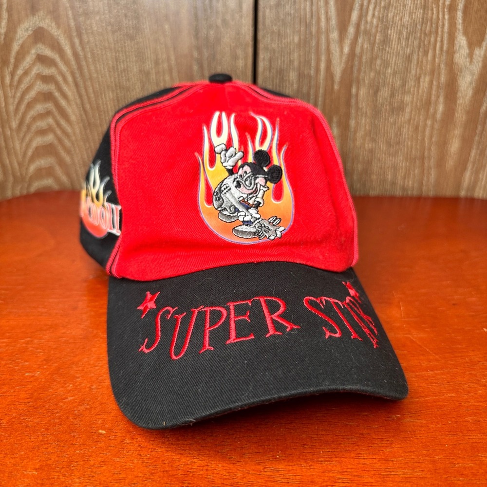 VTG Walt Disney World Kids Mickey Mouse Flame Hat Red Black Super Star On Fire